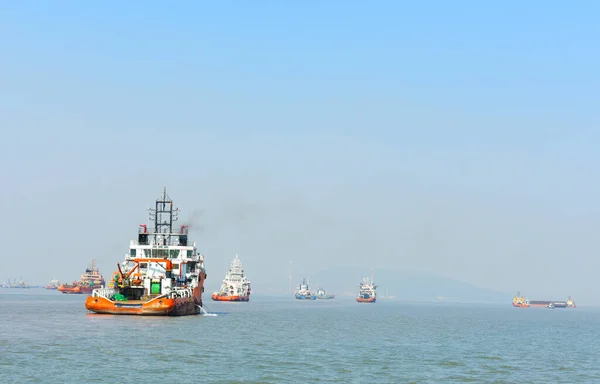 Barcos Estacionados Perto Porto Mumbai Índia — Fotografia de Stock