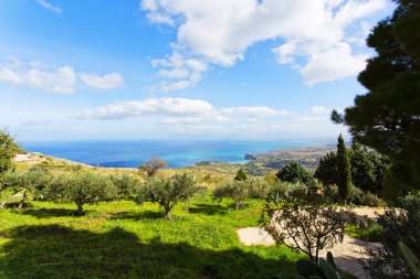 Visicari, Castellammare del Golfo, Sicilya deniz alan güzel bir görünümü 