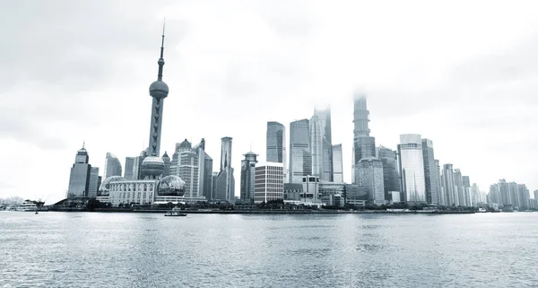 La hermosa vista del Bund en Shanghai —  Fotos de Stock