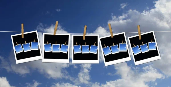 Photographies du ciel avec des pinces à linge suspendues — Photo