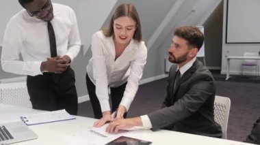 Yeni bir projenin değerlendirilmesi satışların artırılması, kurumsal müşterilere danışmanlık, iş fikirlerinin desteklenmesi.