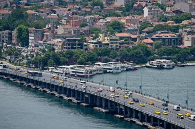 Istanbul, Türkiye - 24 Mayıs: Istanbul Türkiye'de Boğaz boyunca binalar görünümünü üzerinde 24 Mayıs 2018