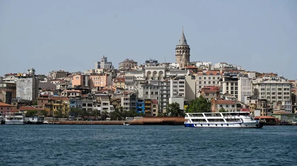 Istanbul Turchia Maggio Veduta Barche Edifici Lungo Bosforo Istanbul Turchia — Foto Stock