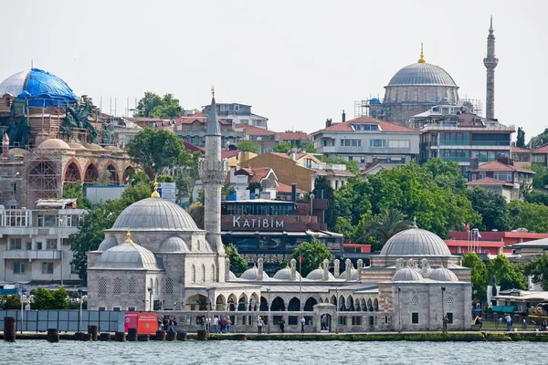 Istanbul Turquía Mayo Vista Mezquita Semsi Pasa Camii Estambul Turquía — Foto de Stock