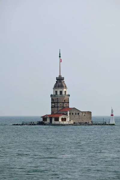 Istanbul Turchia Maggio Veduta Della Torre Della Vergine Nel Bosforo — Foto Stock