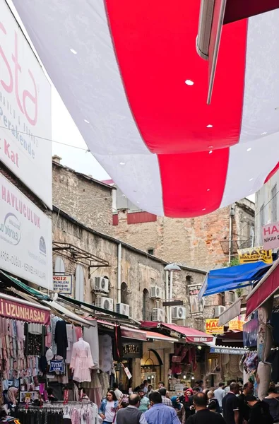 Istanbul Turkiet Maj Människor Som Handlar Nära Grand Bazaar Istanbul — Stockfoto