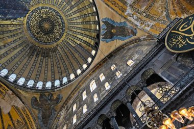 İstanbul, Türkiye-26 Mayıs: Istanbul Türkiye 'de Ayasofya Müzesi 'nin Iç görünümü 26 Mayıs 2018