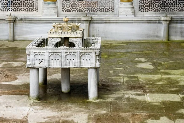 Istanbul Turquie Mai Piscine Vide Palais Musée Topkapi Istanbul Turquie — Photo