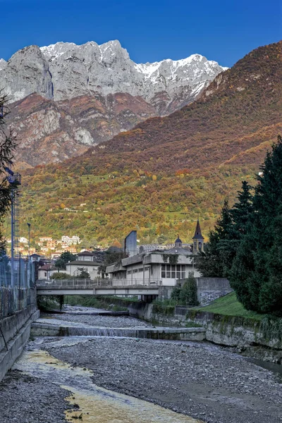Mandello Del Lario Lombardy Itália Outubro Vista Das Montanhas Acima — Fotografia de Stock
