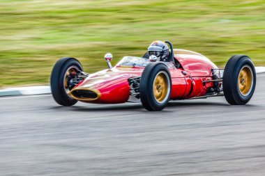 Goodwood, West Sussex'deki / / Uk - 14 Eylül: Goodwood West Sussex 14 Eylül 2012 tarihinde yarış Vintage. Bir Tanımlanamayan kişi