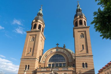 Sibiu, Transilvanya/Romanya - 16 Eylül: Dış görünümünü Sibiu Transilvanya Romanya kutsal Trinity Katedrali üzerinde 16 Eylül 2018