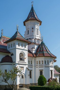 Campulung Moldovenesc'de, Transilvanya/Romanya - 18 Eylül: Dış görünümünü Campulung Moldovenesc'de Transilvanya Romanya varsayım katedralde üzerinde 18 Eylül 2018