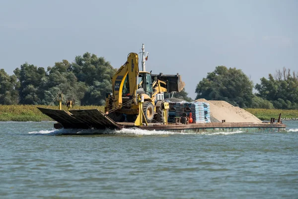 Danube Delta Romania September Moving Building Supplies Boat Danube Delta — Stock Photo, Image