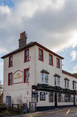 Crawley, West Sussex'deki / / Uk - 21 Kasım: Railway Hotel üzerinde 21 Kasım 2018 Crawley West Sussex'deki / daki.