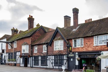 Crawley, West Sussex'deki / / Uk - 21 Kasım: George Hotel üzerinde 21 Kasım 2018 Crawley West Sussex'deki / daki