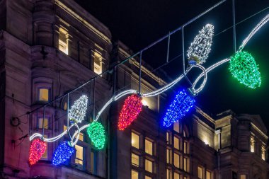 Cardiff, Galler/Uk - 15 Aralık: Noel ışıkları Cardiff Galler'de 15 Aralık 2018 görüntüler.