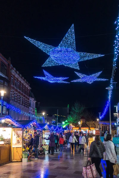 Κάρντιφ Ουαλία Δεκεμβρίου Χριστούγεννα Φώτα Εμφανίζουν Στην Ουαλία Cardiff Στις — Φωτογραφία Αρχείου