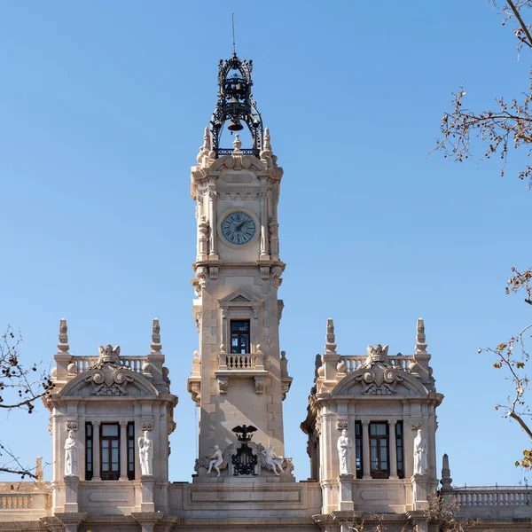 ВАЛЕНЦИЯ, Испания - 27 февраля: Историческое здание в городе — стоковое фото