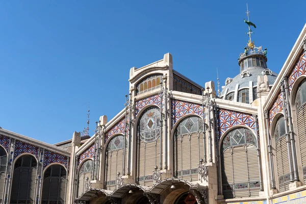 VALENCIA, ESPANHA - FEVEREIRO 25: Mercado Central em Valência Espanha — Fotografia de Stock