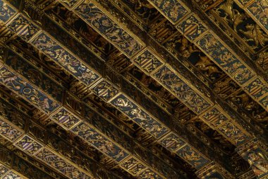 Valencia, İspanya - 27 Şubat: Süslü tavan ipek işareti