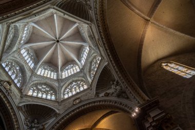 Valencia, İspanya - 27 Şubat: Katedralin iç görünümü 