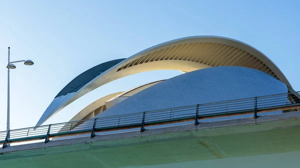 Valencia, Spanje - 25 februari: Palau de les Arts Reina Sofia ik — Stockfoto