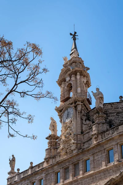 Valencia, Spanien - 25 februari: Royal Parish Church of St John jag — Stockfoto