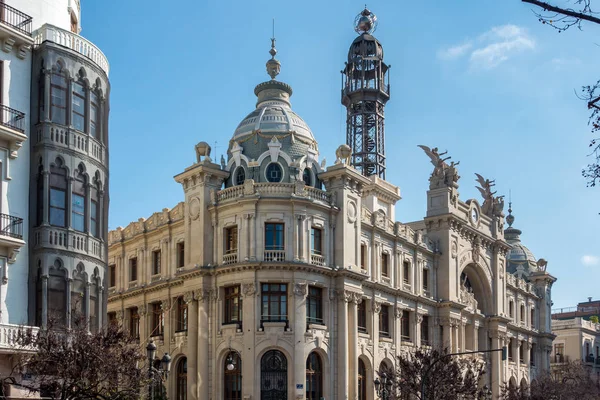 Valencia, Spanien - 24 februari: Historiska postkontor-byggnaden — Stockfoto