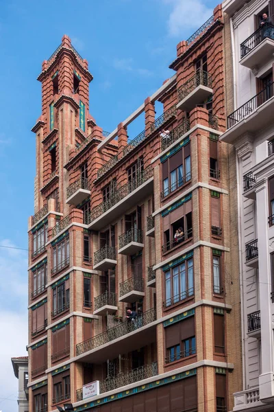 Valencia, spanien - 24. februar: historisches gebäude in der stadt — Stockfoto