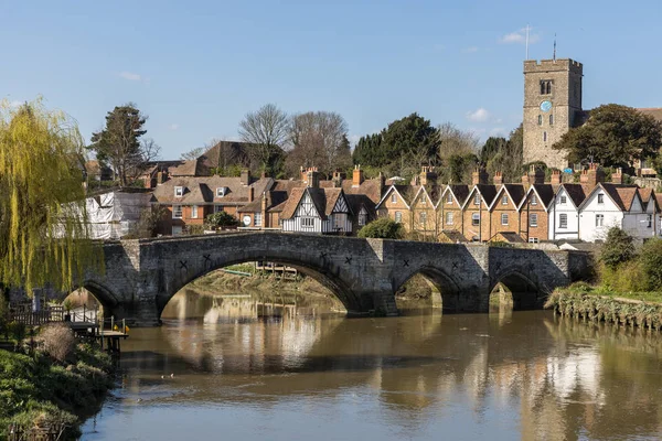 Aylesford, Kent/Uk - 24 maart: Weergave van de 14e eeuw-brug — Stockfoto