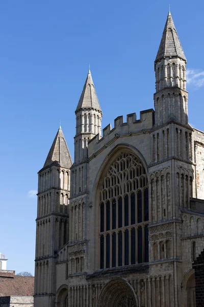 Rochester, Kent/Uk - 24 maart: Uitzicht op de kathedraal op Rochest — Stockfoto