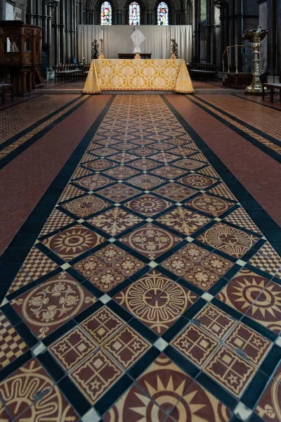 ROCHESTER, KENT / UK - MARÇO 24: Vista do altar na catedra — Fotografia de Stock