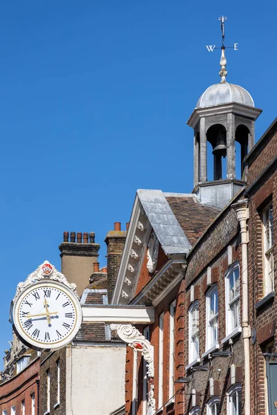 ROCHESTER, KENT / UK - MARÇO 24: O velho relógio de Troca de Milho em R — Fotografia de Stock