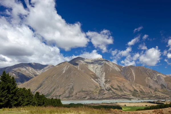 Campagna vicino al fiume Rakia — Foto Stock