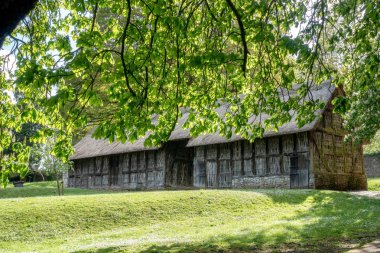Cardiff, İngiltere - 27 Nisan : St Fagans National'da Stryd Lydan Barn 