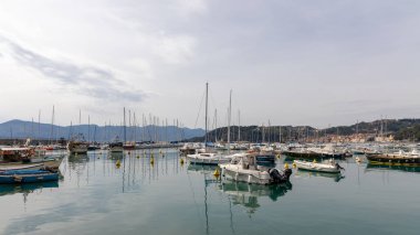 Lerici, Liguria/İtalya - 21 Nisan : Leri limanında tekneler