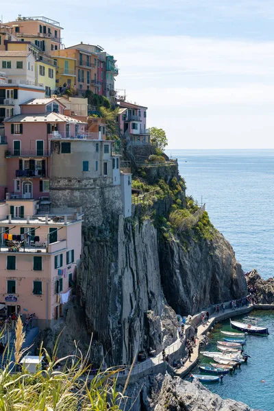 MANAROLA, LIGURIE / ITALIE - 20 AVRIL : Vue côtière de Manarola L — Photo