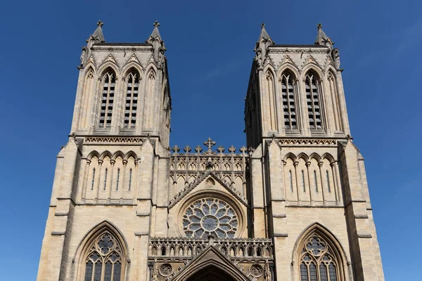 Bristol, İngiltere - 14 Mayıs : 1 Mayıs'ta Bristol Katedrali Görünümü