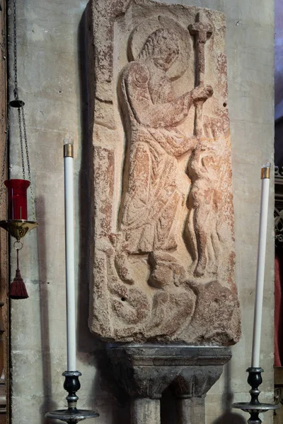บริสตอล, สหราชอาณาจักร 14 พฤษภาคม: Harrowing of Hell Anglo-Saxon stonework i — ภาพถ่ายสต็อก