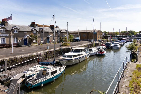 Bristol, uk - 14. Mai: Blick auf Boote auf dem Fluss avon in bristo — Stockfoto
