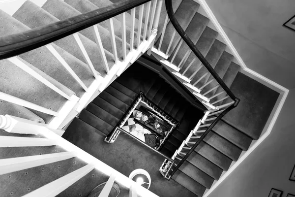 Bristol, uk - May 14: große Treppe in einem Haus in bristol on — Stockfoto