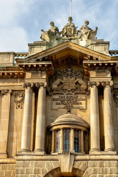 BRISTOL, UK - MAY 13 : View of the Art Gallery in Bristol on May — Stock Photo, Image