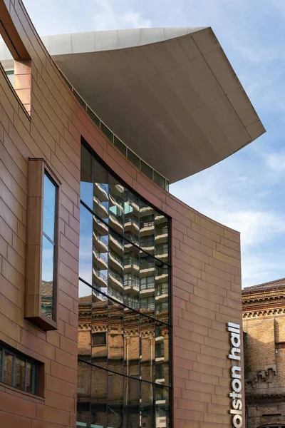 BRISTOL, Reino Unido - 13 DE MAYO: Vista de un moderno edificio de oficinas en Bristol — Foto de Stock