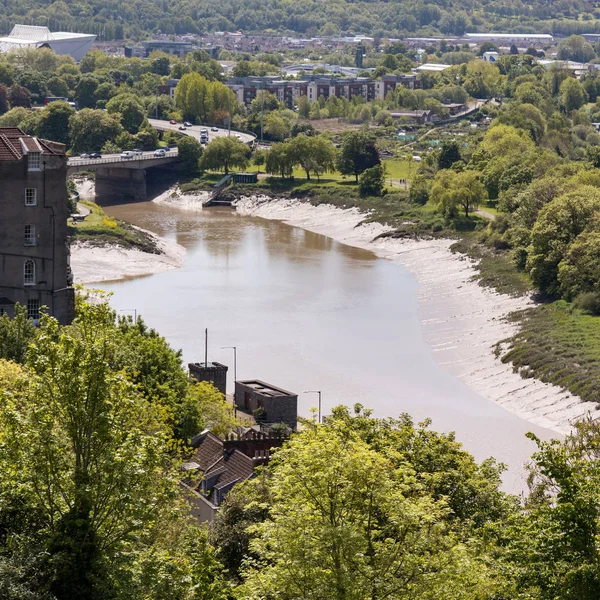 BRISTOL, Reino Unido - 13 DE MAYO: Vista del río Avon desde Clifton en Br — Foto de Stock