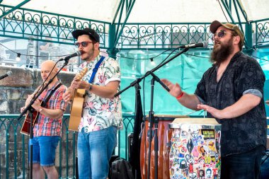 Cardiff/Uk - 7 Temmuz : Kardeşlik grubu Foo'da sahne aldı