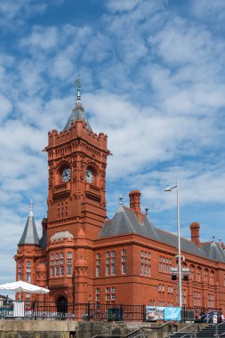 Cardiff/İngiltere - 7 Temmuz: Cardiff'teki Pierhead Binası'nın görünümü
