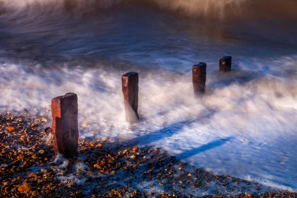 Reculver förfallna havet försvar — Stockfoto