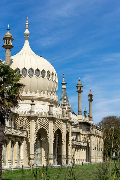 Brighton, Sussex/UK-augusti 31: beskåda av den kungliga paviljongen i — Stockfoto