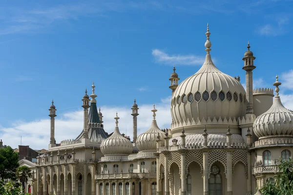 Brighton, Sussex/UK-augusti 31: beskåda av den kungliga paviljongen i — Stockfoto