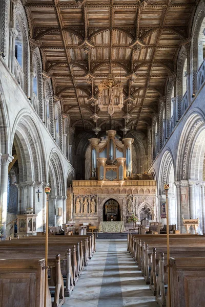 ST DAVID 'S, PEMBROKESHIRE / UK - 13 DE SEPTIEMBRE: Interiores —  Fotos de Stock